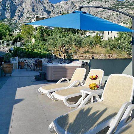 Apartment Tomic 2 Макарска Екстериор снимка