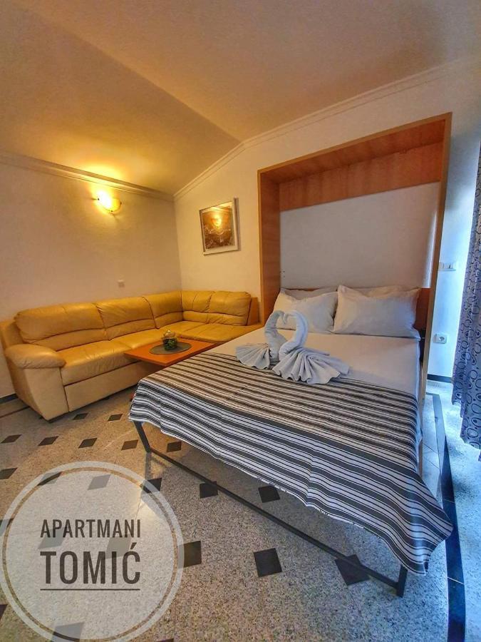 Apartment Tomic 2 Макарска Екстериор снимка