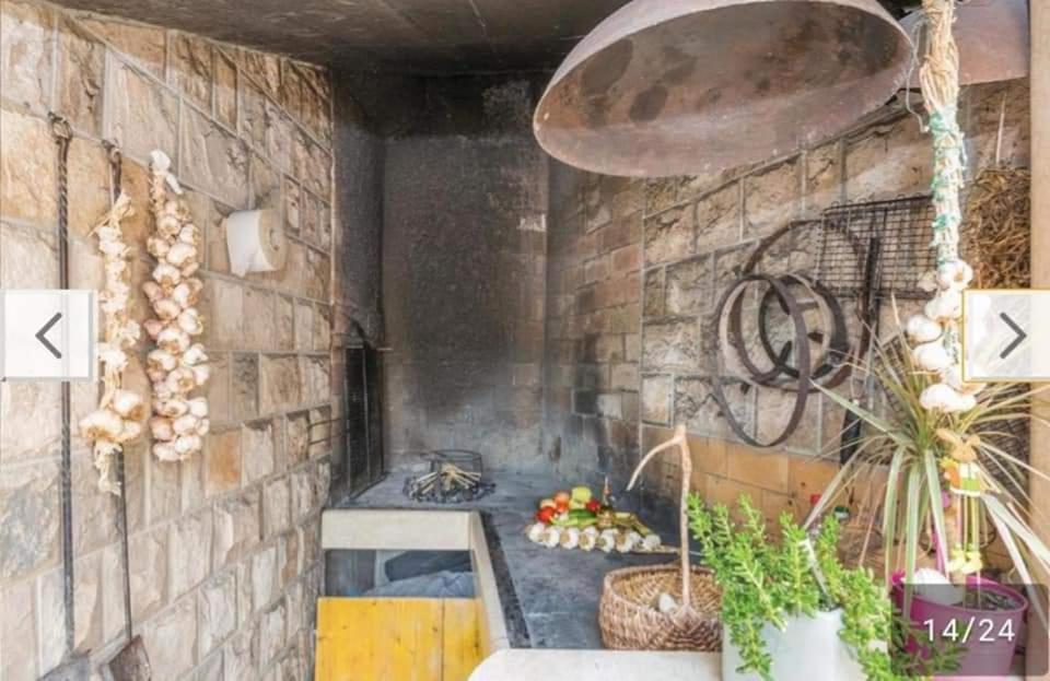 Apartment Tomic 2 Макарска Екстериор снимка